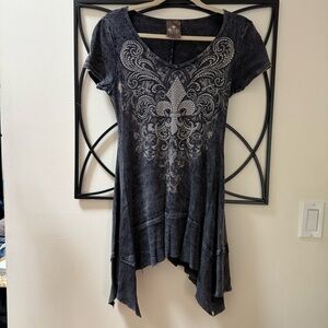 Vocal Black Asymmetrical Graphic Tunic